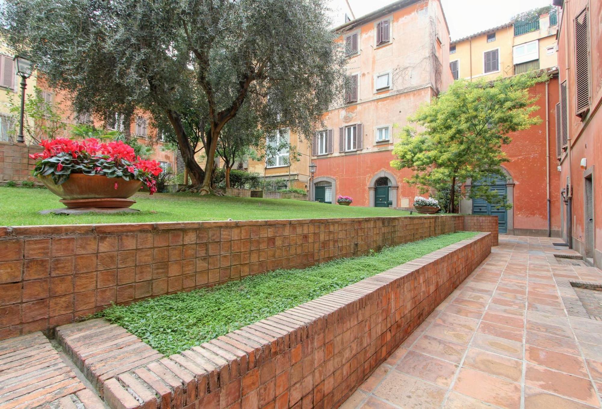 Saturno In Trevi Appartement Rome Buitenkant foto